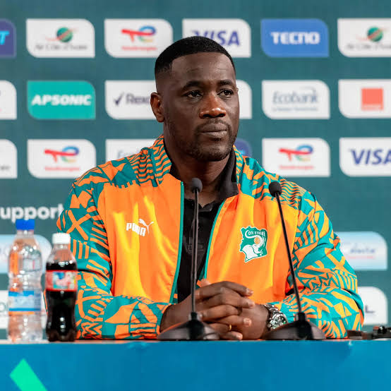 football-ivoirien-la-fif-tourne-la-page-emerse-fae-une-nouvelle-ere-souvre-pour-les-elephants.jpg