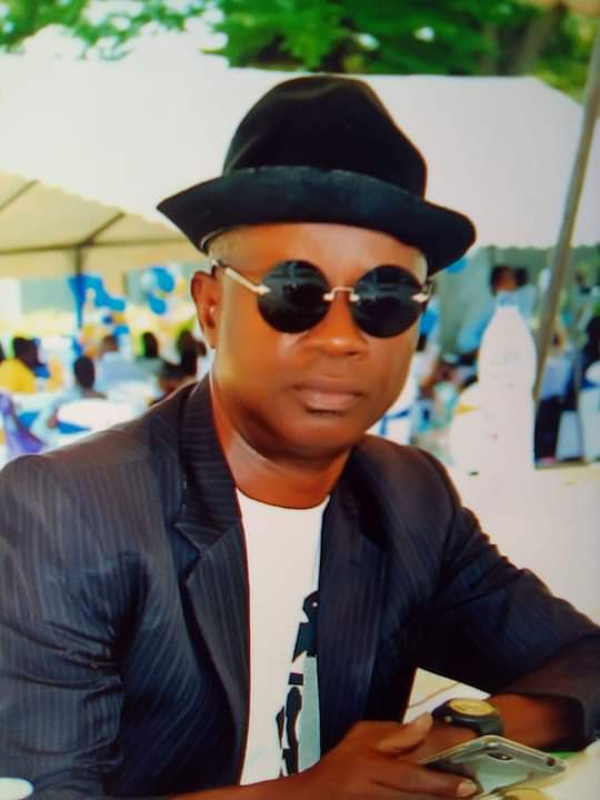 jules-d-gni-pr-sident-de-miss-litt-rature-ci-nous-participons-organiser-une-jeunesse-encline-l-amusement