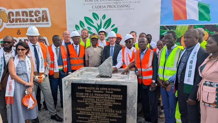san-pedro-la-cooperative-cadesa-et-les-pays-bas-lancent-une-usine-de-transformation-de-cacao.jpg