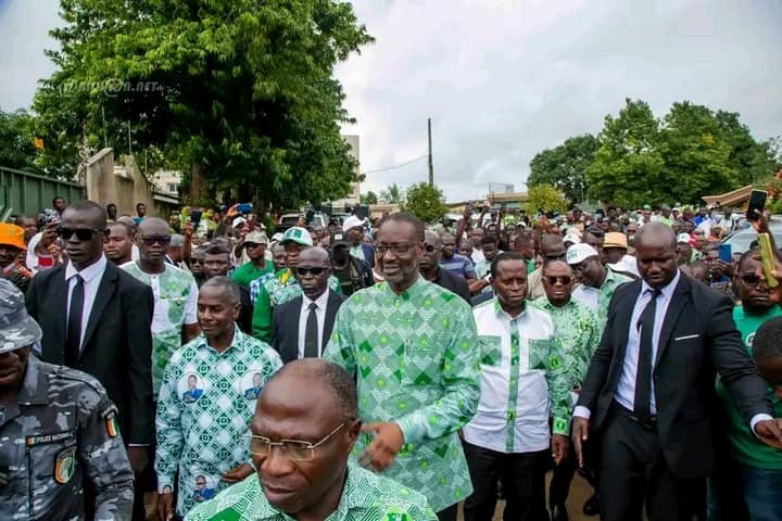Côte d’Ivoire / Tidjane Thiam aux populations de Dabou : « Votre bulletin de vote pas les fusils pas les machettes »