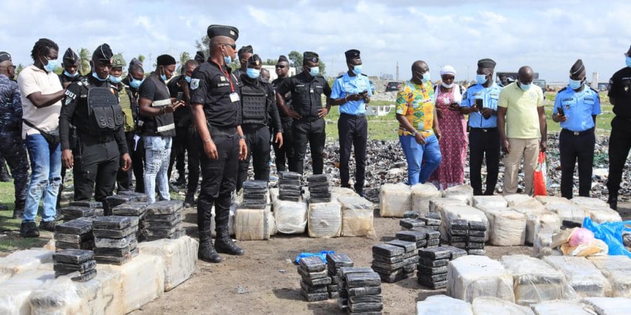 Abidjan, l’épicentre du trafic de drogue en Afrique de l’ouest : La DEA infiltre le réseau