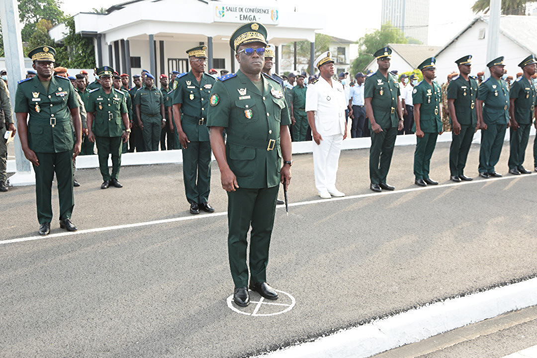 Côte d’Ivoire / 305 militaires quittent les rangs de l’armée ivoirienne