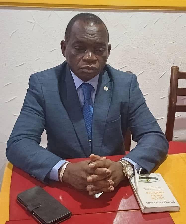 Côte d’Ivoire / David Bli Blé envoie un message à Anne Désirée Ouloto : « Ne menacez pas les enseignants »