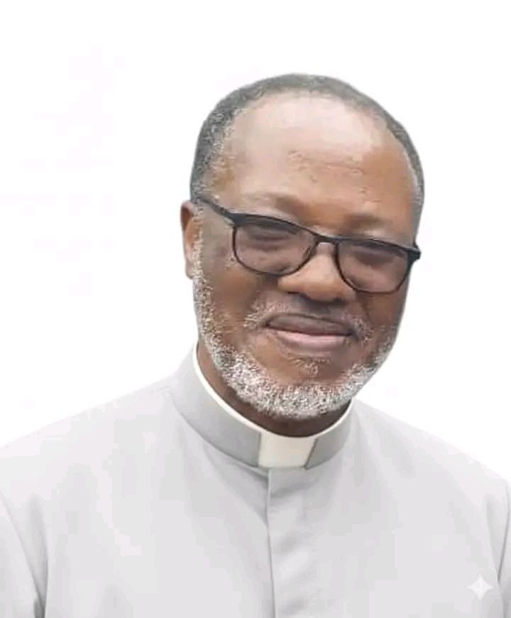 Côte d’Ivoire / Divo : Le Père Pierre Ablé Dago célèbre 50 ans de sacerdoce et devient Monseigneur