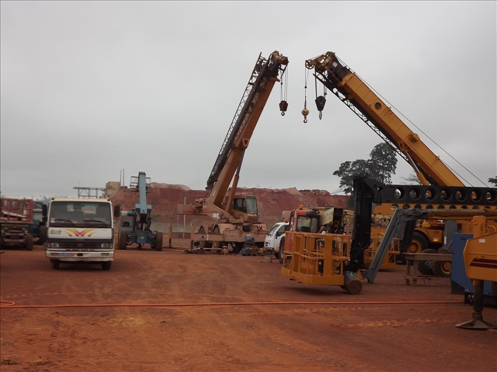 Côte d’Ivoire / Excès de vitesse, téléphone au volant… : Les transporteurs du manganèse de la mine de Lauzaou font courir des risques aux populations