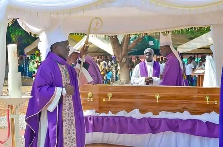Côte d'Ivoire / Korhogo : Monseigneur Marie Daniel Dadiet repose à jamais dans les bras de Dieu