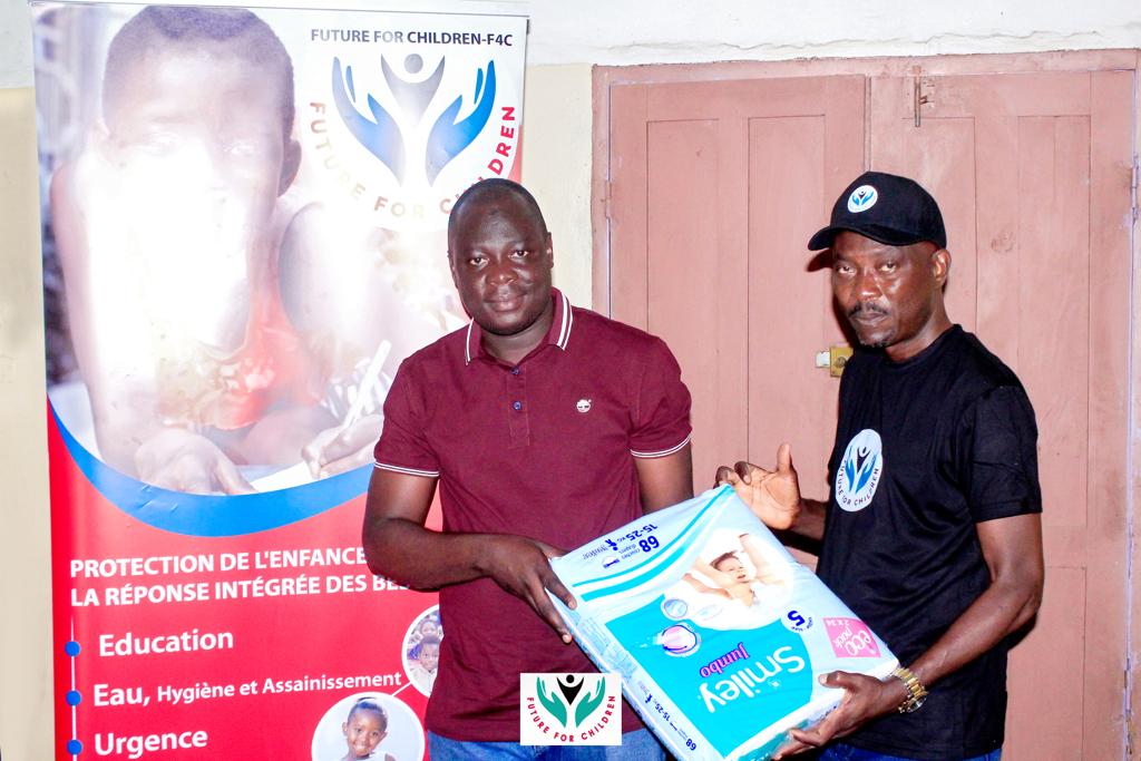 Côte d’Ivoire : La pouponnière de Dabou reçoit du matériel médical, des vivres et non vivres de Future For Children