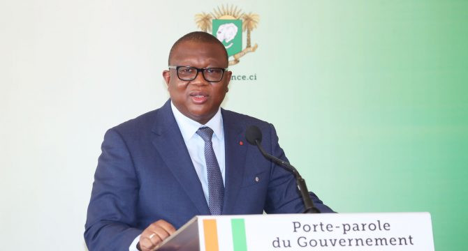 Côte d’Ivoire : Le gouvernement dit non à un dialogue politique avec l’opposition
