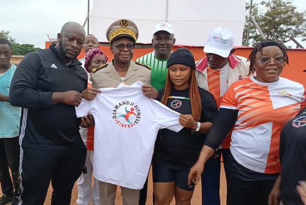 Côte d’Ivoire : Le préfet de Sinfra appelle à faire de la santé une priorité à travers le sport