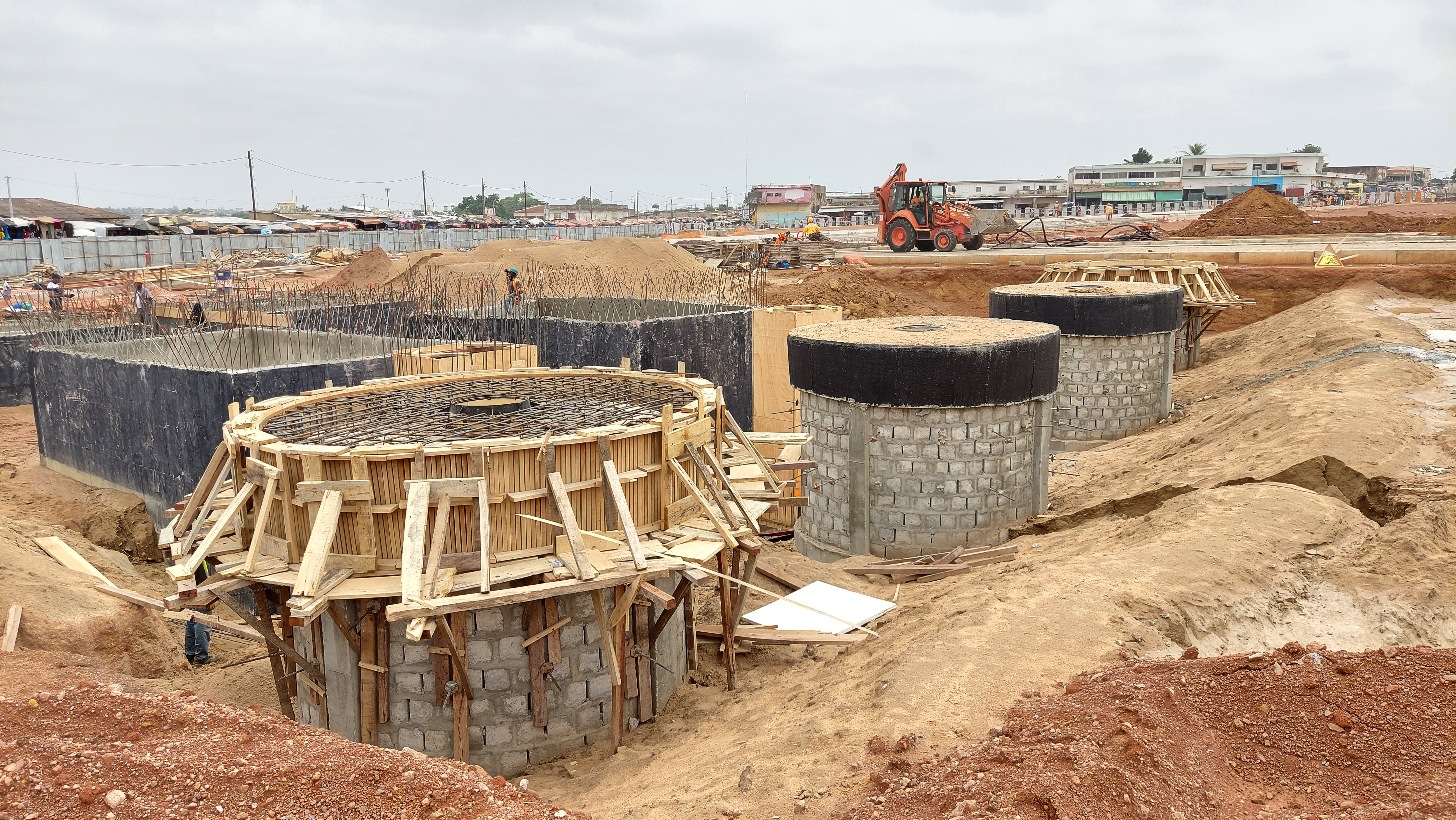 Côte d’Ivoire / « Les premiers magasins du Grand marché de Bouaké seront livrés en décembre 2022 », selon le maire Nicolas Djibo