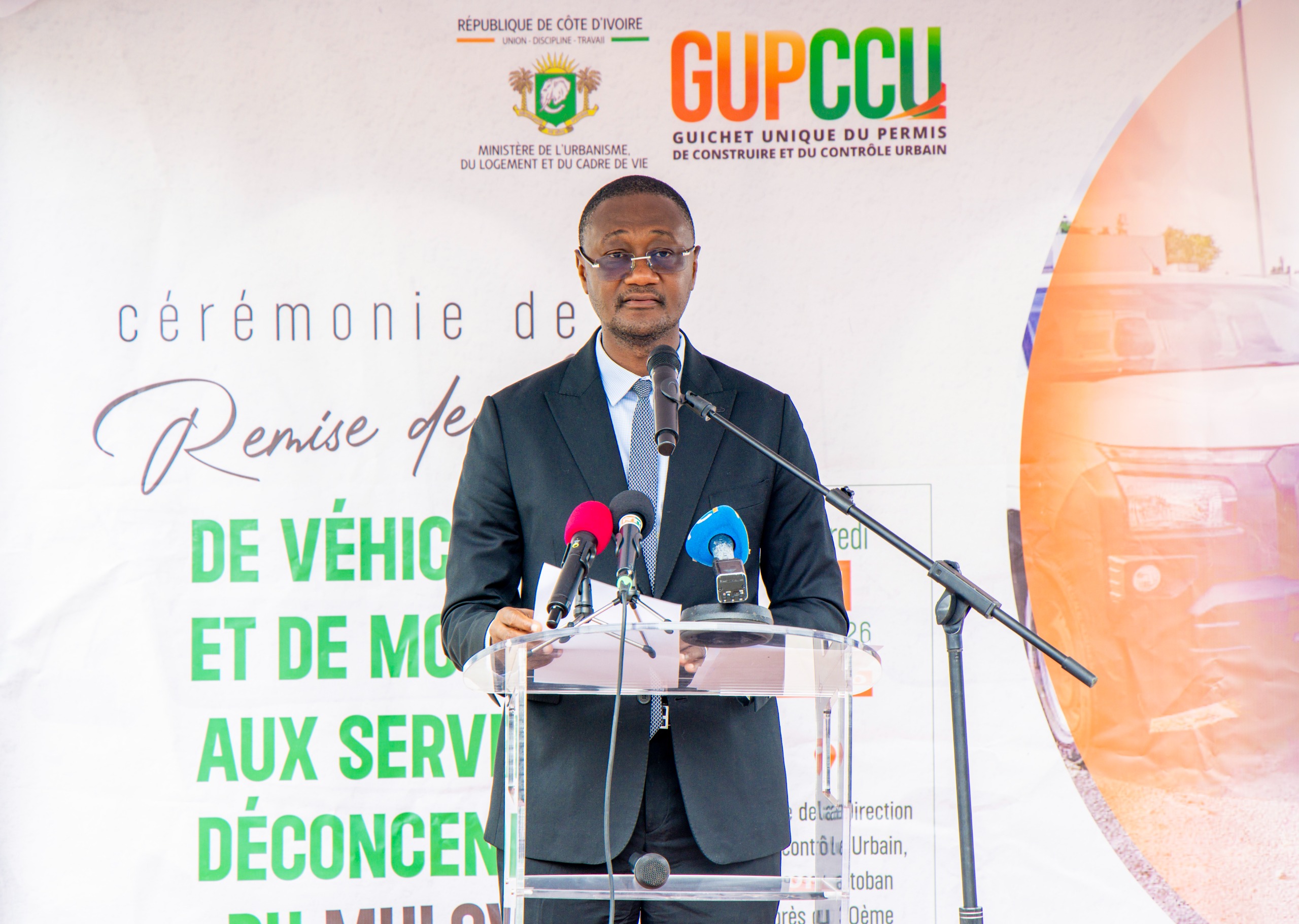 Côte d’Ivoire / Lutte contre l’occupation anarchique de l’espace urbain : Moussa Sanogo renforce les capacités opérationnelles des antennes de contrôle