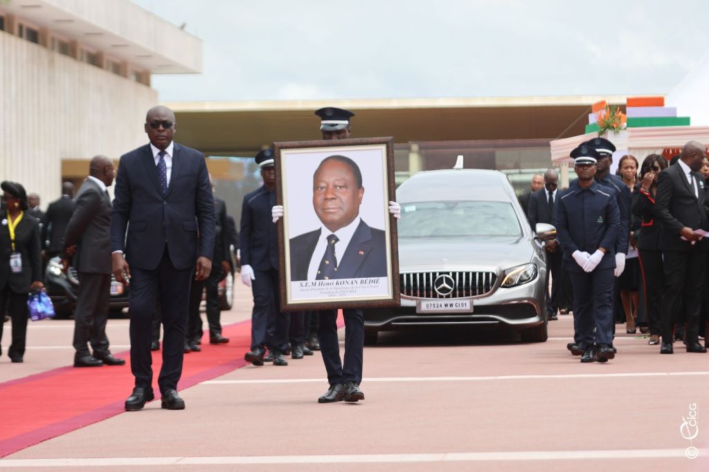 Côte d’Ivoire / Obsèques de Henri Konan Bédié : la nation ivoirienne salue la mémoire d’un grand serviteur de l’Etat et d’un artisan de paix