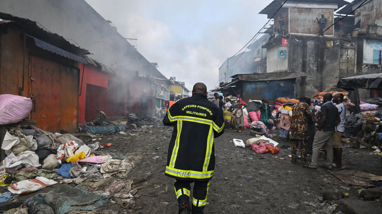 Côte d’Ivoire : Plusieurs magasins ravagés du marché « Petit Lomé » d’Adjamé ravagés par les flammes