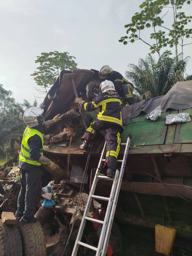 Côte d’Ivoire: Trois personnes tuées dans une collision entre 2 remorques sur l’autoroute du nord