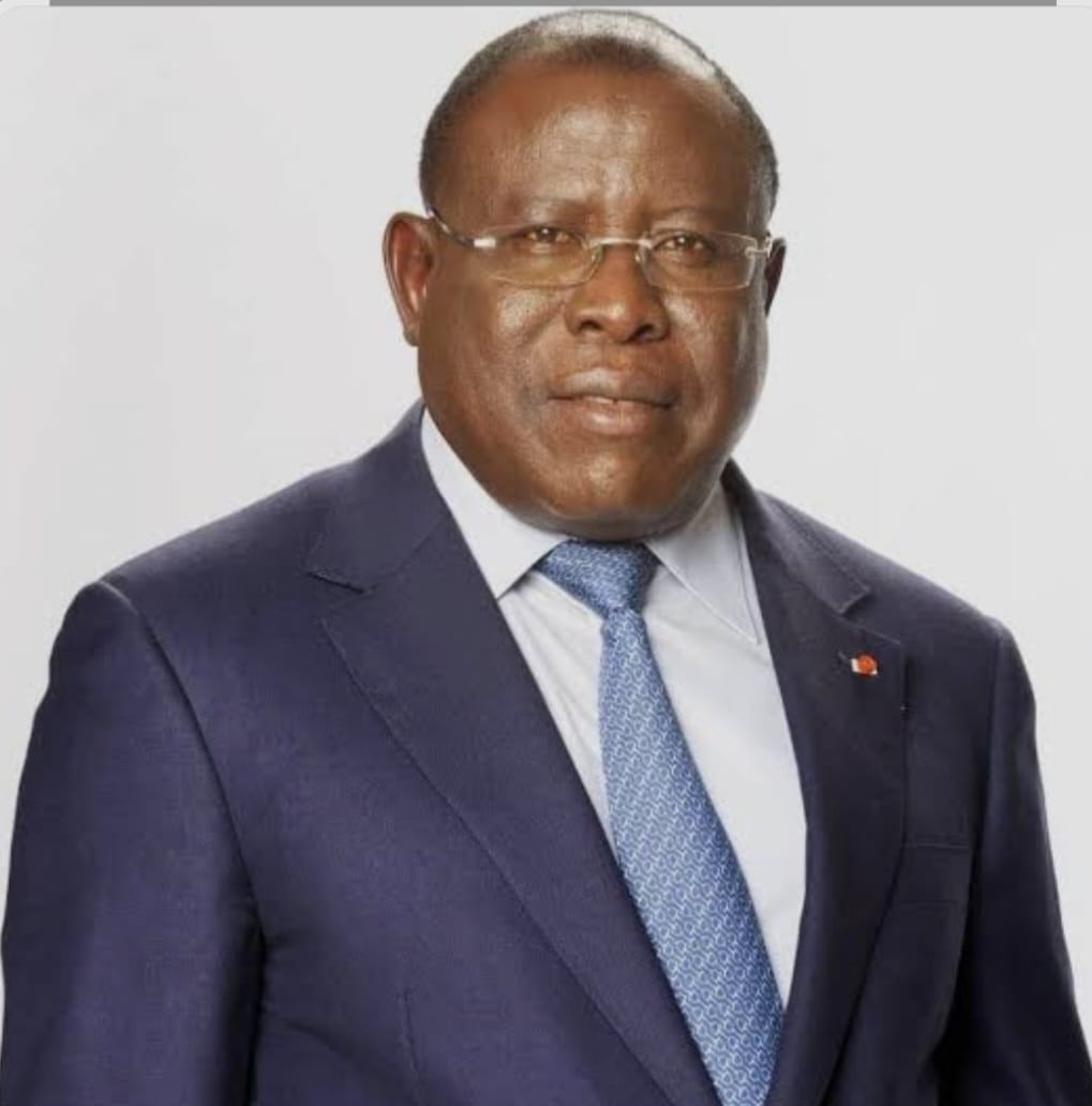 Désordre urbain : Le district d’Abidjan déclare la guerre aux mendiants, « Wottro » et commerçants ambulants