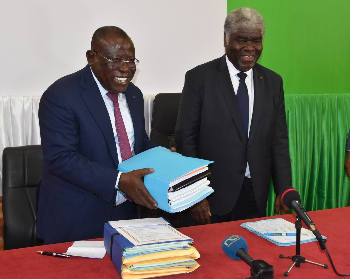District autonome d’Abidjan : Mambé passe la main à Cissé Bacongo