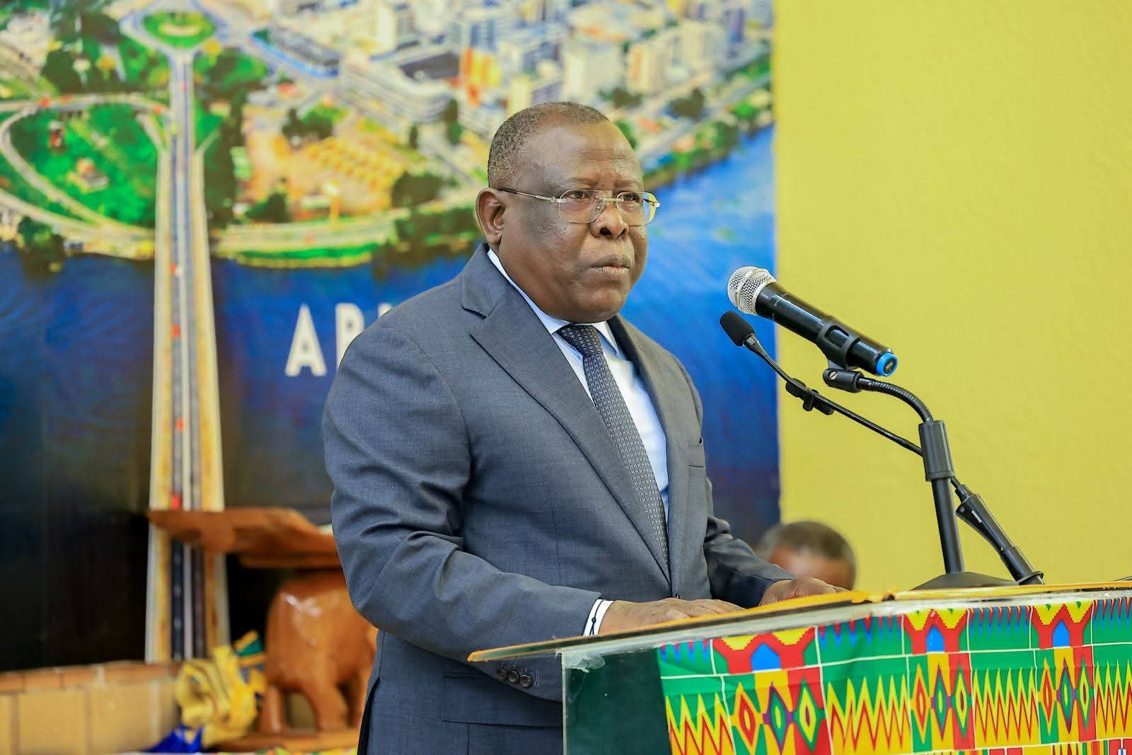 District d’Abidjan / Ouattara offre des vivres d’une valeur de 600 millions aux populations : Bacongo appelle à la paix