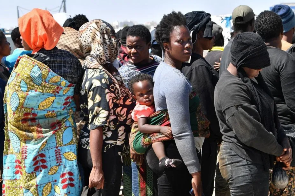 Immigration : 776 « dangereux » Ivoiriens expulsés de la France en 2023