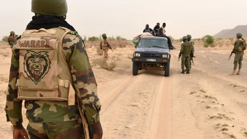Mali / Trois Européens arrêtés dans le centre pour terrorisme