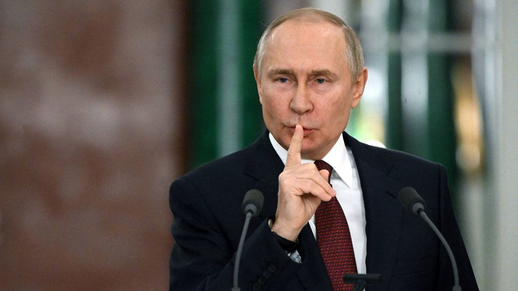 Mandat d’arrêt contre Vladimir Poutine / La Russie va poursuivre en justice des juges de la CPI