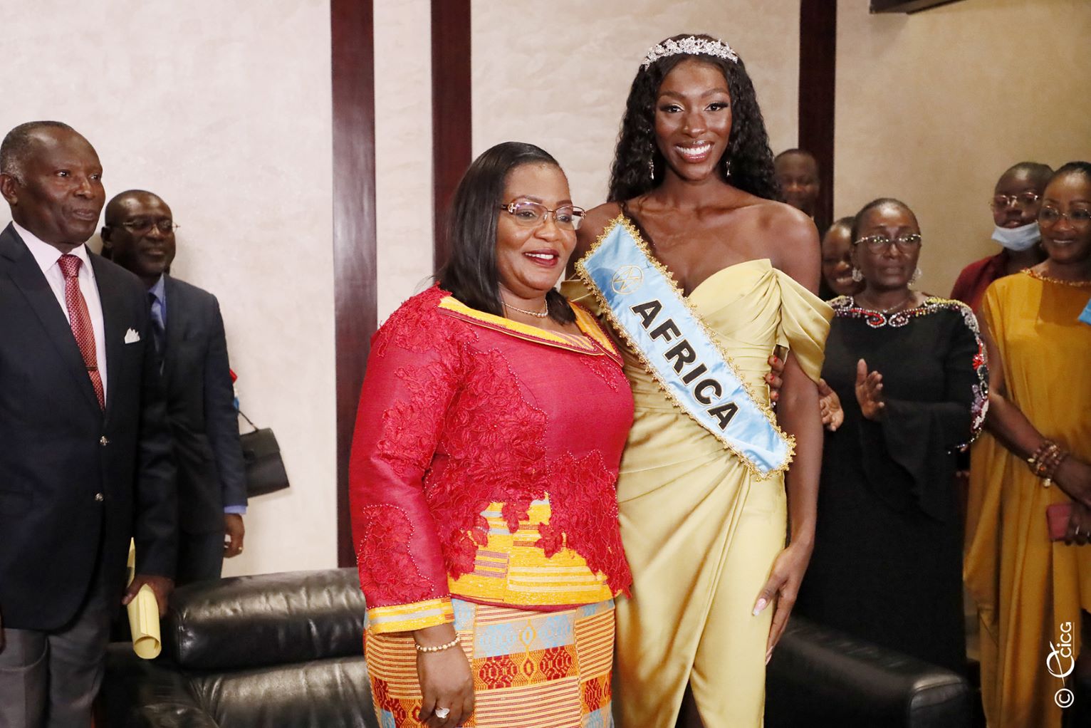 Miss monde 2021 / Après son sacre à Porto Tico : Olivia Yacé a regagné Abidjan dans une ferveur populaire