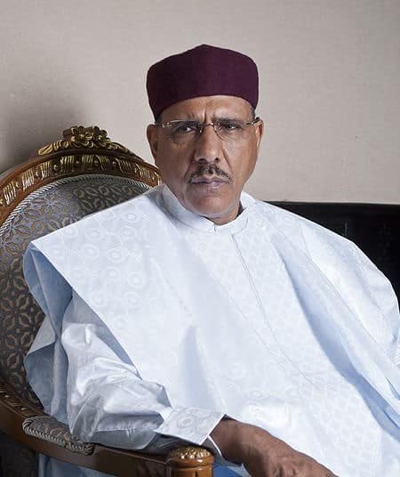 Niger : Une tentative d'évasion de Mohamed Bazoum par hélicoptère échoue