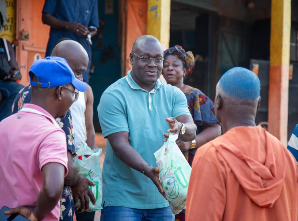 Ramadan-Carême/ Le député Zékré Zadi solidaire de 500 familles à Guéyo et localités environnantes