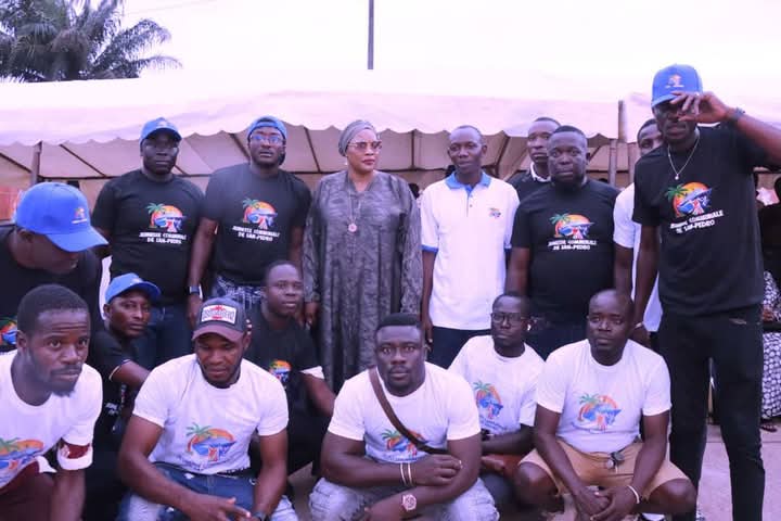 San-Pedro : La jeunesse mobilisée autour du maire pour ADO à la présidentielle 2025