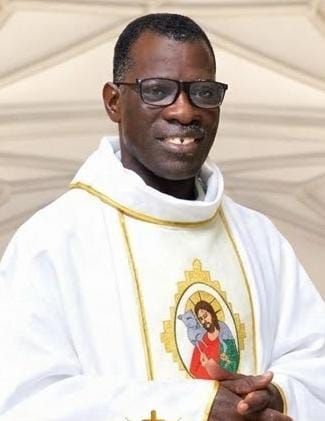 Côte d’Ivoire/Église catholique : le Père Jean Gbaka, un prêtre au service de Dieu et du développement, s’en est allé